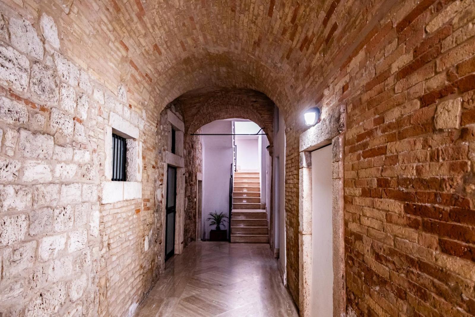 Апартаменты La Rua Асколи-Пичено Экстерьер фото